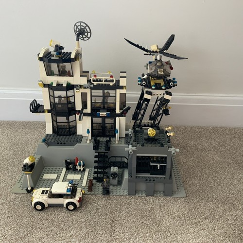 Lego city police station 7237 - lego,