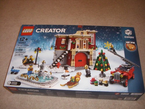 New lego winter village fire - new,