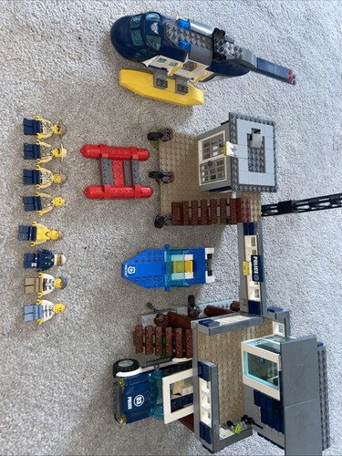 Lego swamp police bundle - bundle,