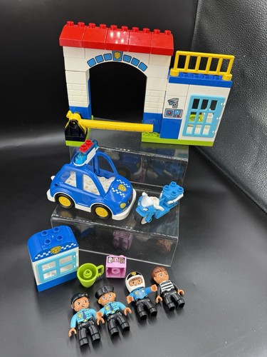 Lego duplo police station - lego,