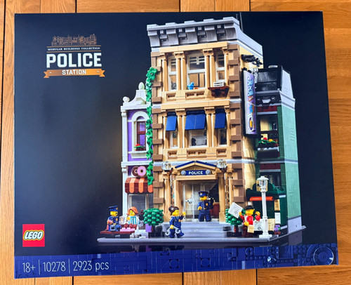 Lego police station 10278 - police,