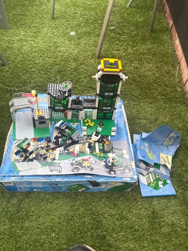 Lego police station 6332 boxed - 6332,