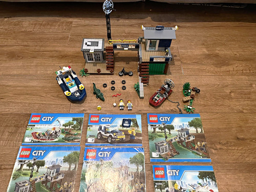 Lego city police swamp - swamp,