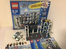 LEGO City 7498 Police Station