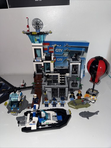 Lego city police station - police,