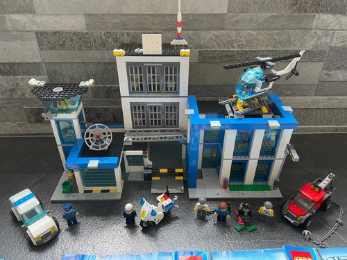 Lego city police station - police,