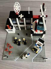 LEGO Vintage Police command
