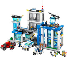 LEGO Sets: Town: City: 60047-1