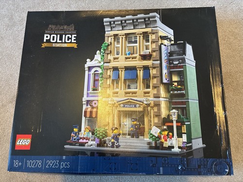 Lego icons police station - icons,