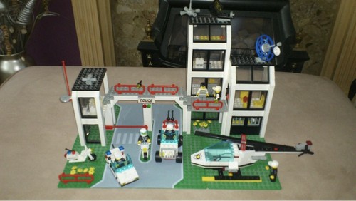 Lego 6398 central precinct - 6398, hq