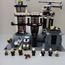 Genuine LEGO Set 7237 Police