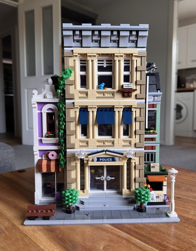 Lego icons police station - lego,