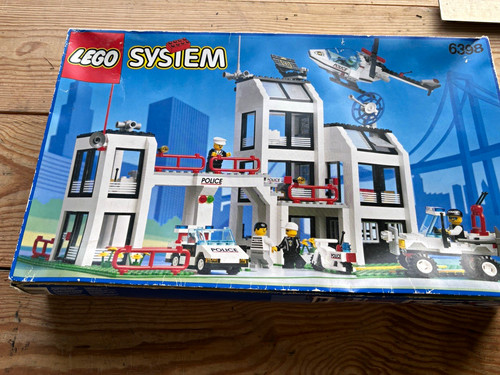 Lego 6398 central precinct - central, hq
