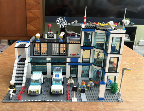 Lego city police station - city:,