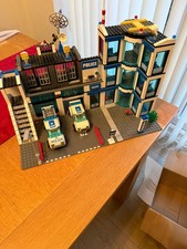 LEGO City Police Station 7498