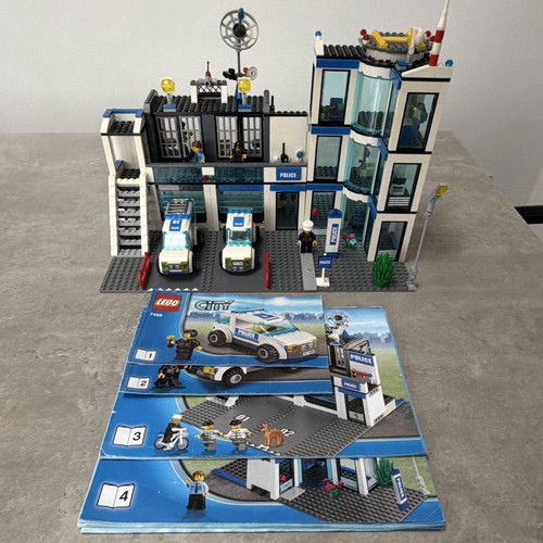 Lego city 7498 police station - 7498,